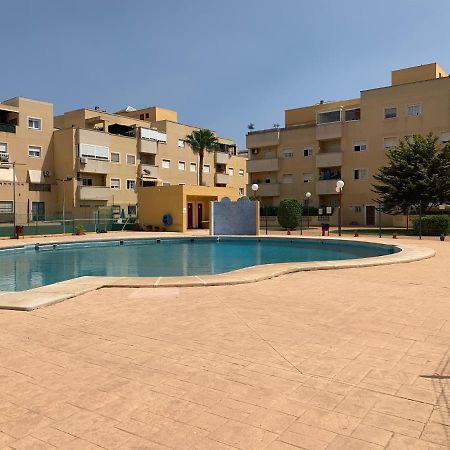 Apartamento 3 Dormitorios En La Playa De Almeria. Roquetas de Mar Luaran gambar